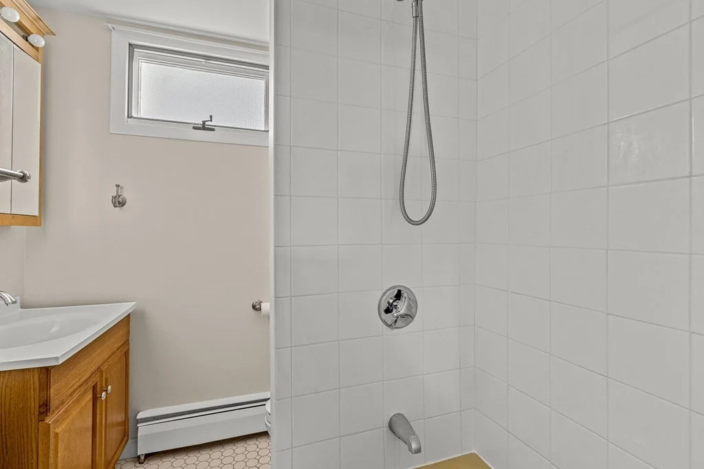 1 bed, 1 bath apartment for rent at 24 Horace Unit 1, Somerville — photo 10 of 10