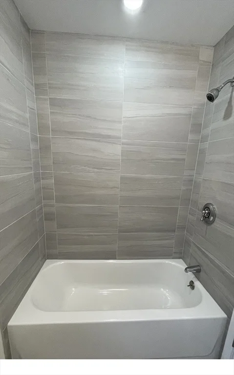 2 bed, 1 bath apartment for rent at 24 Howell St Unit 3, Dorchester — photo 5 of 9