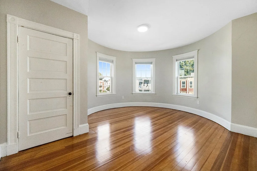 3 bed, 2 bath apartment for rent at 24 Howes St Unit 3, Dorchester — photo 3 of 15