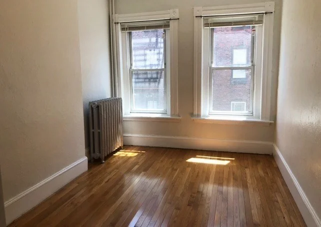 2 bed, 1 bath apartment for rent at 24 Isabella St Unit 2, Back Bay — photo 11 of 12