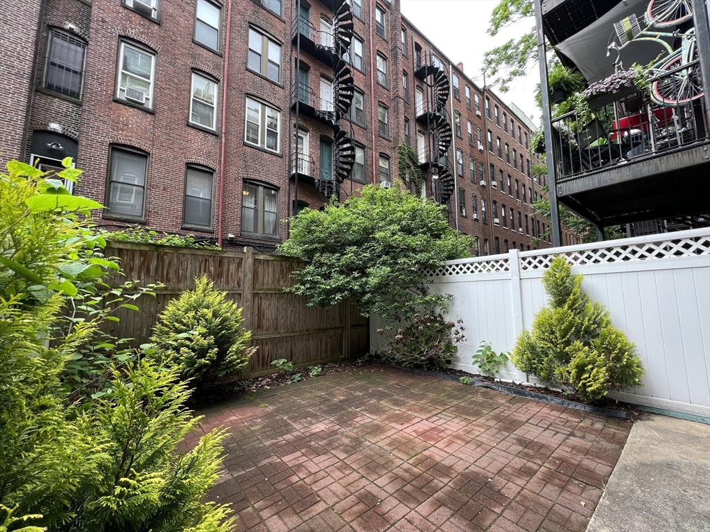 1 bed, 1 bath apartment for rent at 24 Isabella Unit B, Back Bay — photo 7 of 7