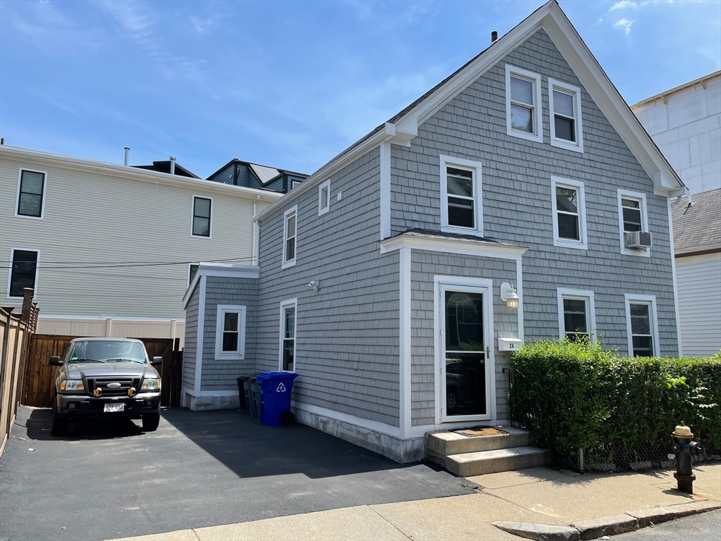 3 bed, 1 bath apartment for rent at 24 Jenkins St, South Boston — photo 1 of 13