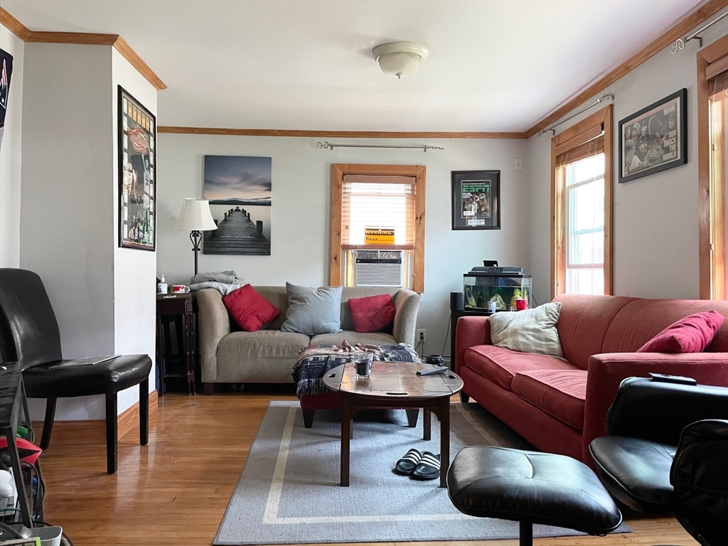 3 bed, 1 bath apartment for rent at 24 Jenkins St, South Boston — photo 2 of 13