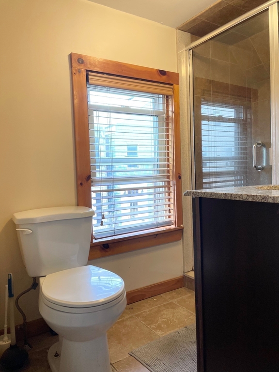 3 bed, 1 bath apartment for rent at 24 Jenkins St, South Boston — photo 9 of 13