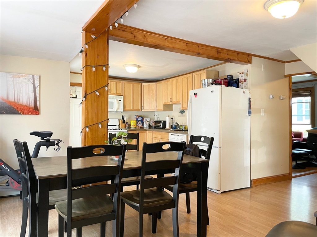 3 bed, 1 bath apartment for rent at 24 Jenkins St, South Boston — photo 4 of 13