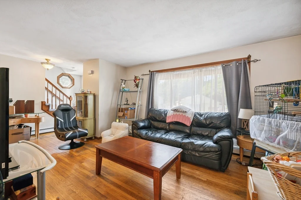 3 bed, 1.5 bath apartment for rent at 24 Johnson St Unit 1, Malden — photo 3 of 13