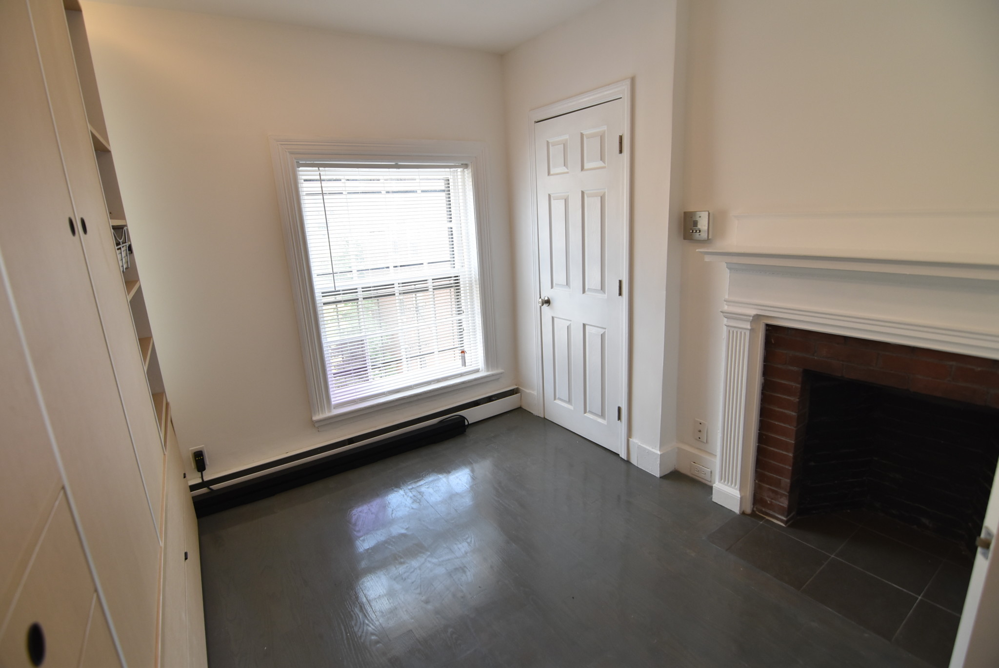 Studio bed, 1 bath apartment for rent at 24 Joy St Unit 5, Beacon Hill — photo 4 of 8