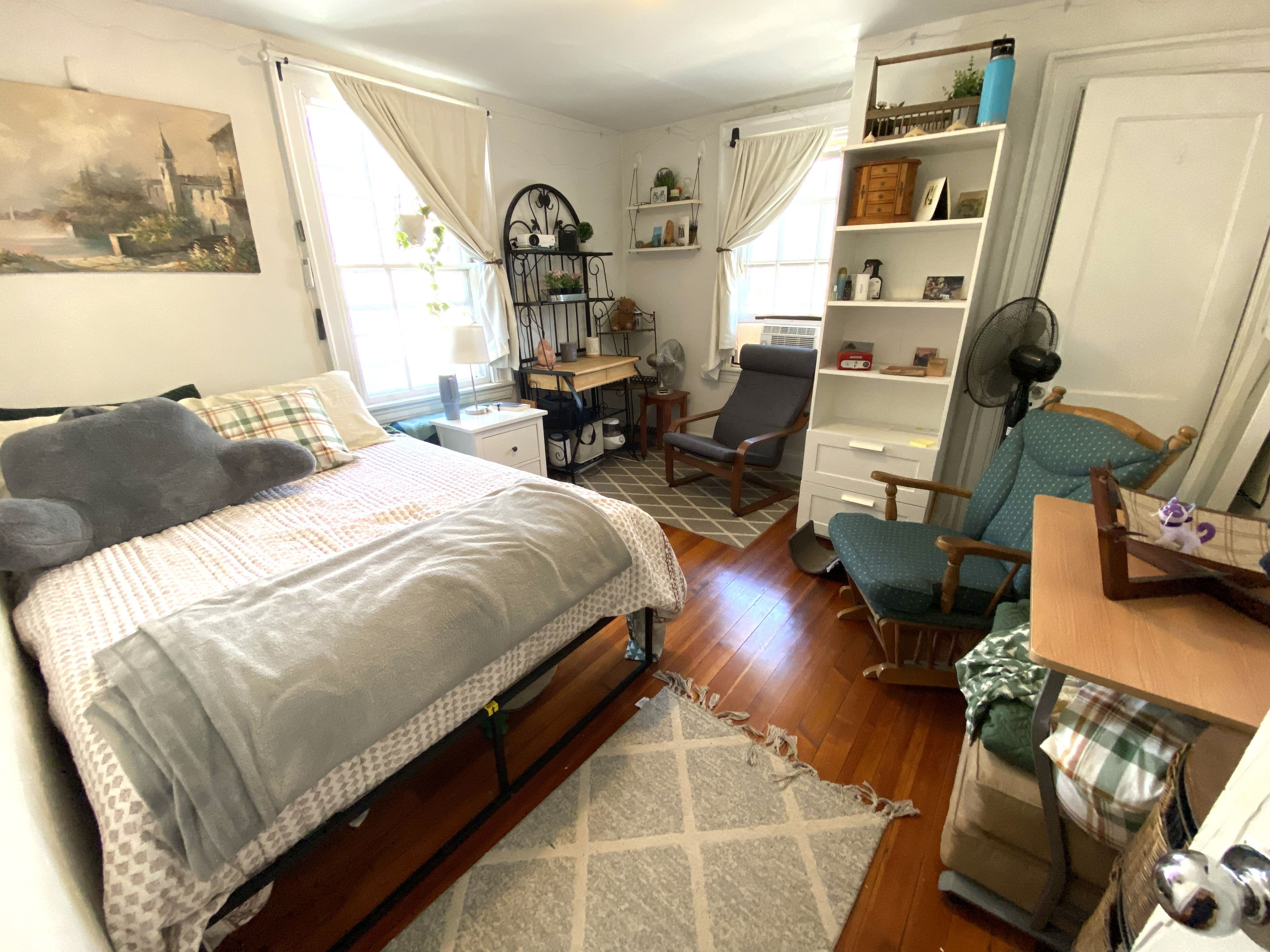 3 bed, 2 bath apartment for rent at 24 Lanark Rd Unit 2, Brighton — photo 4 of 8