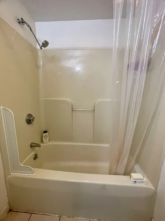 4 bed, 2.5 bath apartment for rent at 24 Lawn St Unit 2, Mission Hill — photo 17 of 20