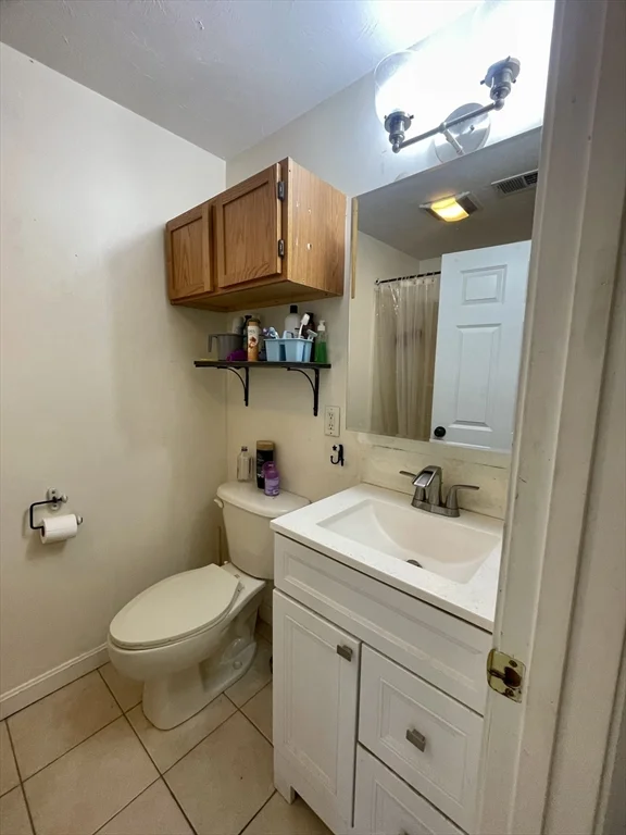 4 bed, 2.5 bath apartment for rent at 24 Lawn St Unit 2, Mission Hill — photo 16 of 20