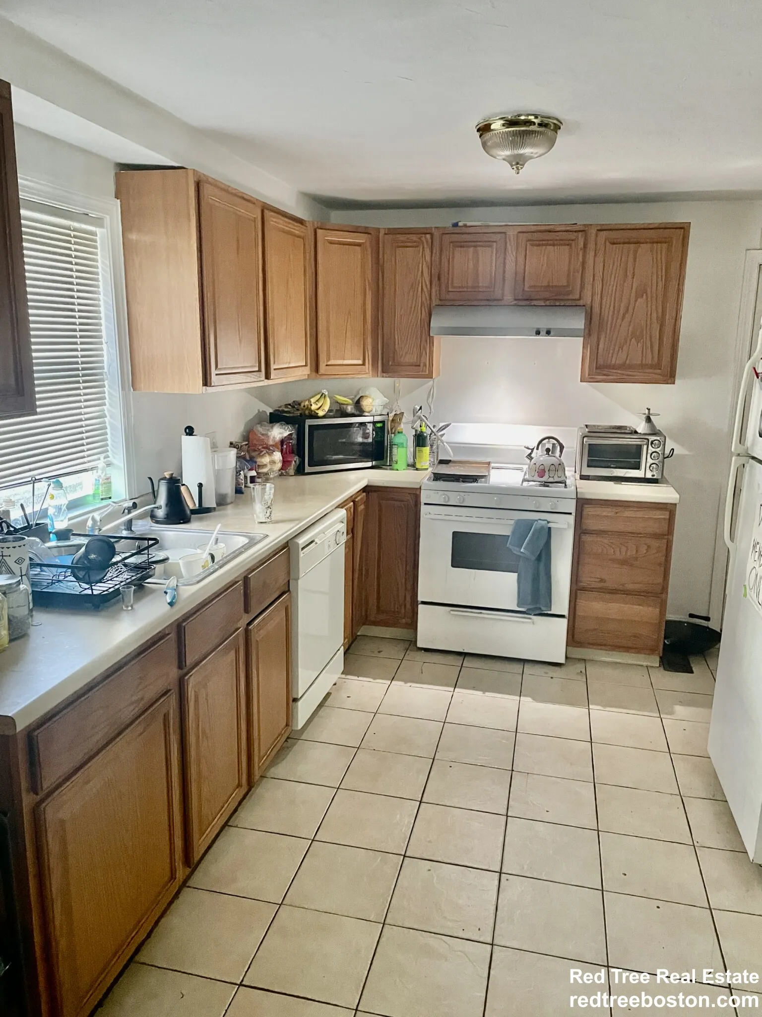 4 bed, 2.5 bath apartment for rent at 24 Lawn St Unit 24-1, Mission Hill