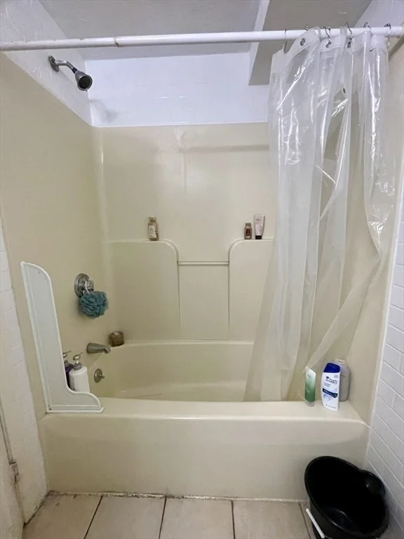 4 bed, 2 bath apartment for rent at 24 Lawn St Unit 3, Mission Hill — photo 10 of 21
