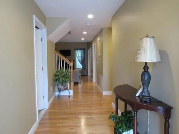 2 bed, 2 bath apartment for rent at 24 Leanne Way Unit 24, Franklin — photo 4 of 18