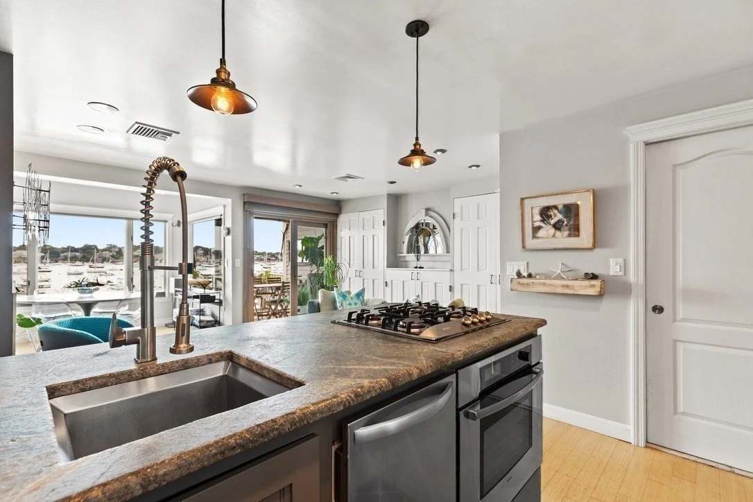 1 bed, 1 bath apartment for rent at 24 Lee St Unit C4, Old Town — photo 6 of 30