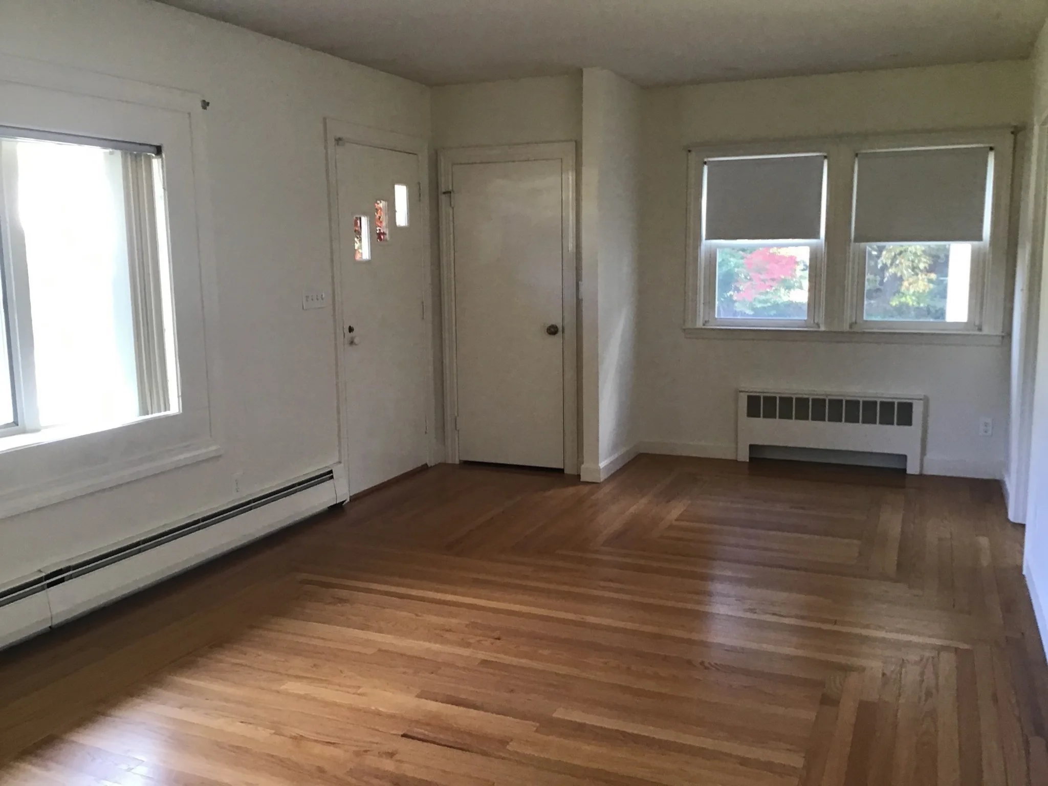 2 bed, 1 bath apartment for rent at 24 Lewis Rd, Adamsdale — photo 5 of 10