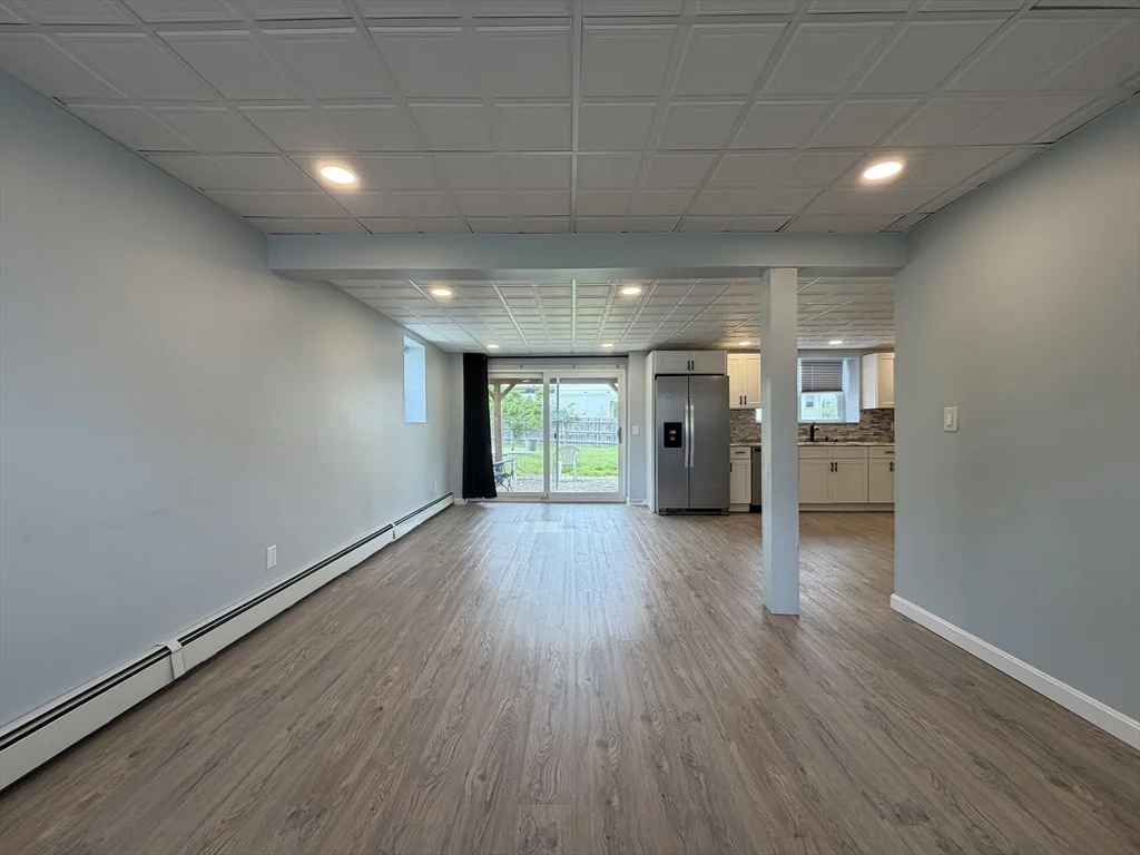 1 bed, 1 bath apartment for rent at 24 Lewis St Unit 1, North Providence — photo 4 of 10