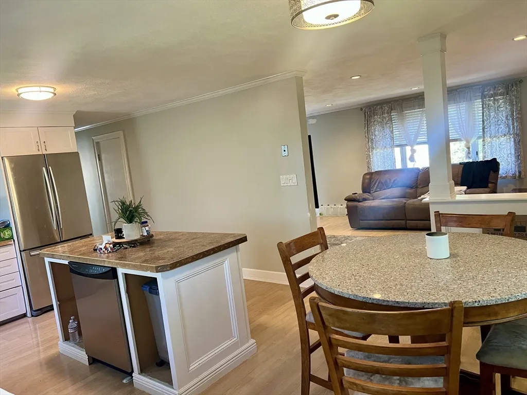 2 bed, 1 bath apartment for rent at 24 Lily St, Lynn — photo 10 of 16