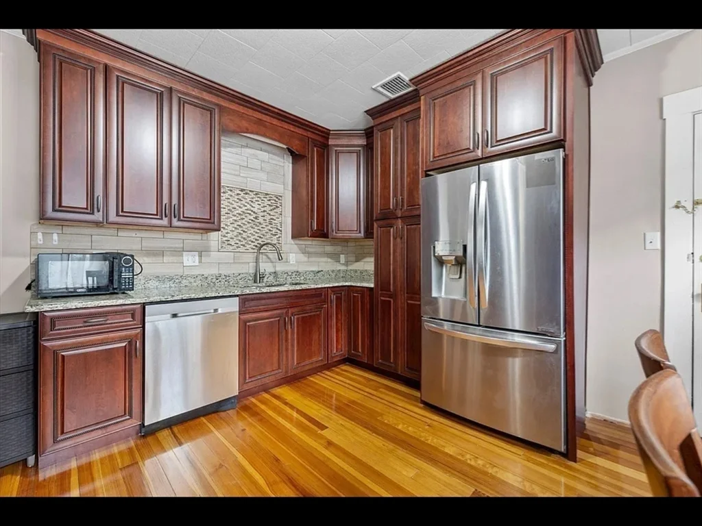 2 bed, 1 bath apartment for rent at 24 Lincoln St Unit 24, North Andover — photo 12 of 19