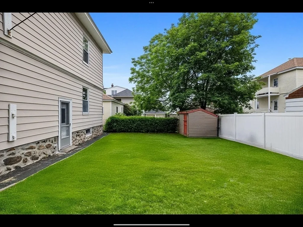 2 bed, 1 bath apartment for rent at 24 Lincoln St Unit 24, North Andover — photo 17 of 19