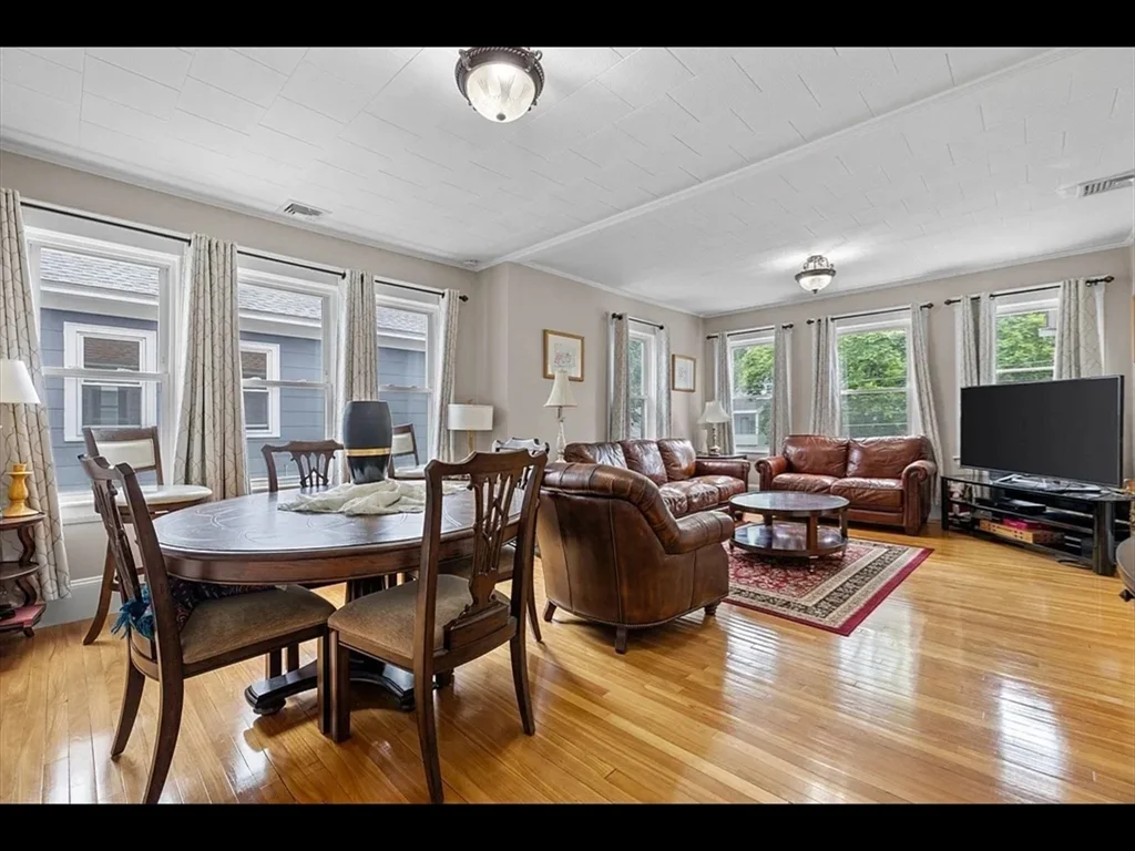 2 bed, 1 bath apartment for rent at 24 Lincoln St Unit 24, North Andover — photo 3 of 19