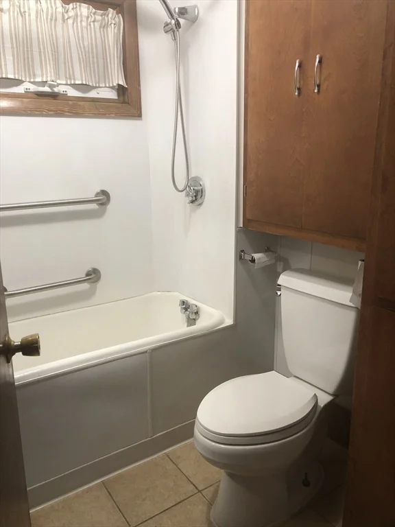 2 bed, 1 bath apartment for rent at 24 Linden St Unit 3-3, Everett — photo 11 of 11