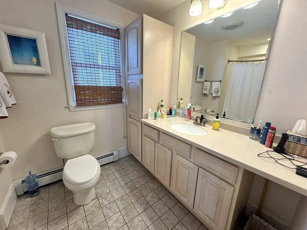 2 bed, 1 bath apartment for rent at 24 Madison Ave Unit 3, North Cambridge — photo 14 of 19