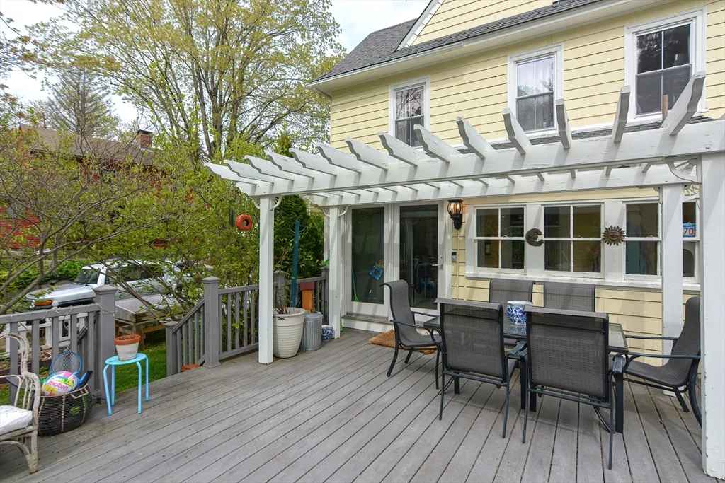 4 bed, 2 bath apartment for rent at 24 Main St, Upton — photo 26 of 31