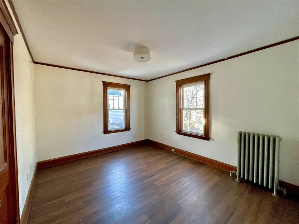 3 bed, 1 bath apartment for rent at 24 Maple St Unit 2, West Roxbury — photo 10 of 18