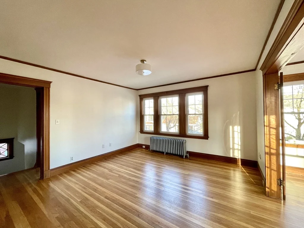 3 bed, 1 bath apartment for rent at 24 Maple St Unit 2, West Roxbury — photo 6 of 18