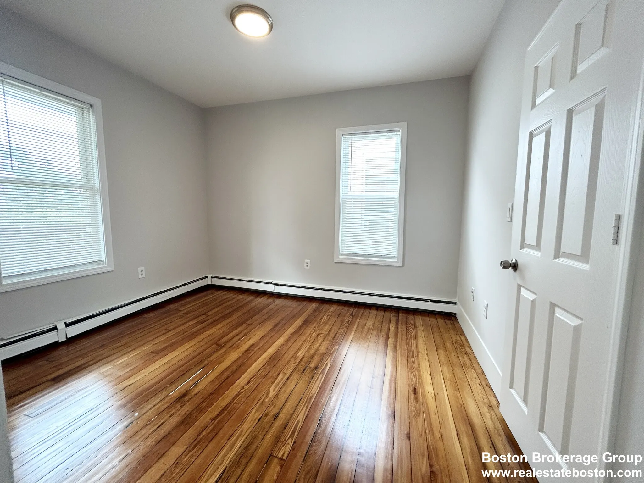 3 bed, 1.5 bath apartment for rent at 24 Maryland St Unit 3F, Dorchester — photo 6 of 8