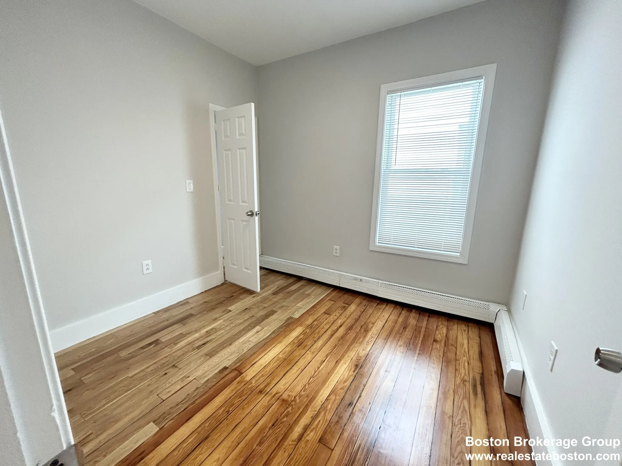3 bed, 1.5 bath apartment for rent at 24 Maryland St Unit 3F, Dorchester — photo 5 of 8