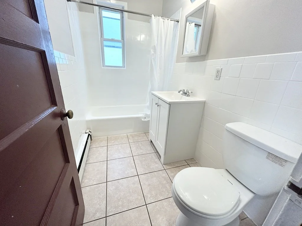 4 bed, 1 bath apartment for rent at 24 Maryland Unit 2, Dorchester — photo 9 of 9