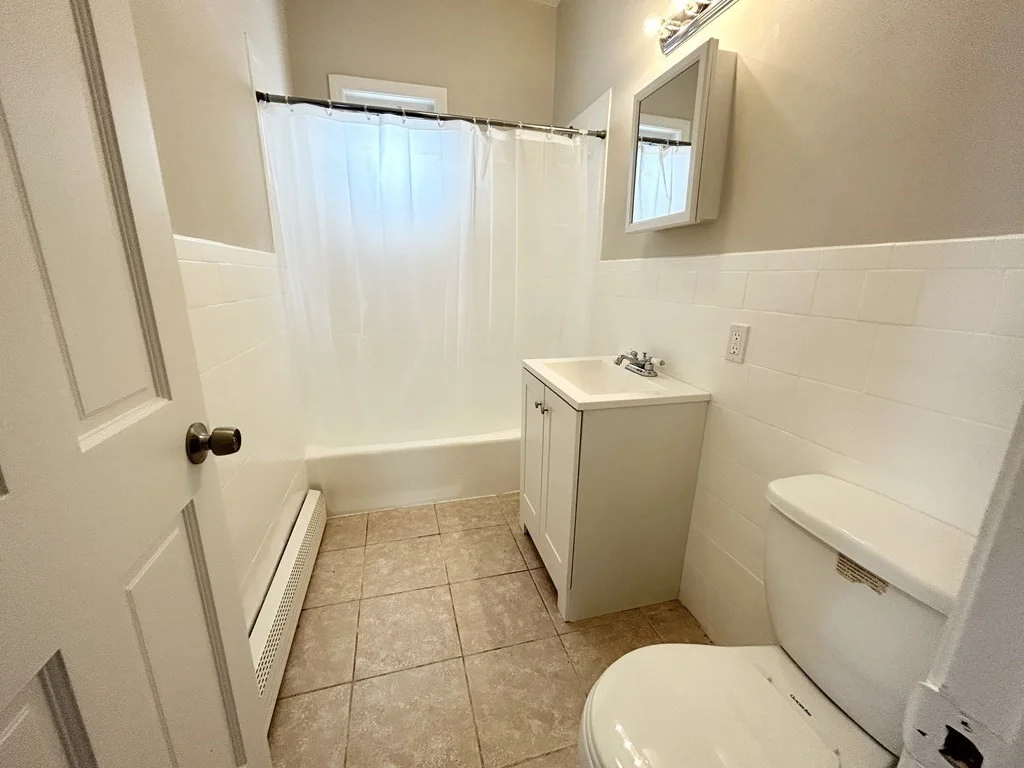 4 bed, 1 bath apartment for rent at 24 Maryland Unit 3, Dorchester — photo 7 of 8