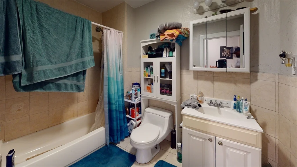1 bed, 1 bath apartment for rent at 24 Maverick St Unit 1, East Boston — photo 7 of 8