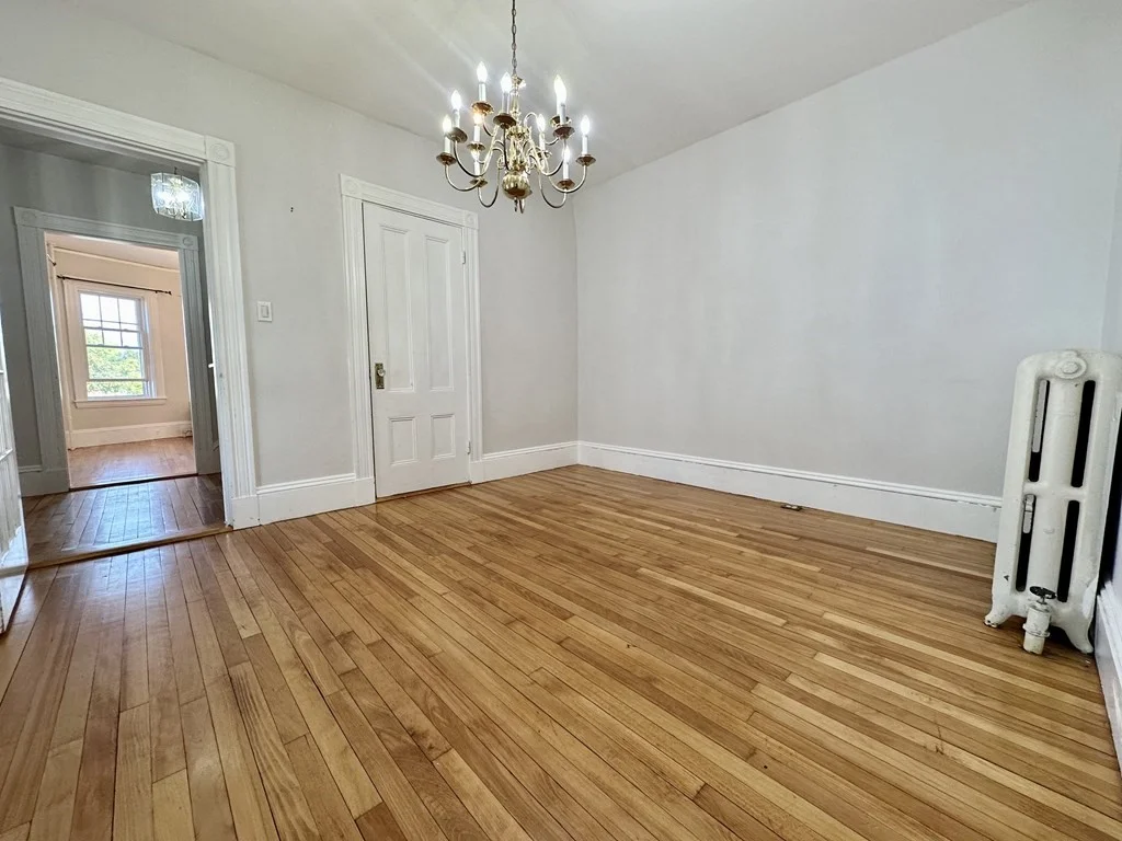 4 bed, 1 bath apartment for rent at 24 Middle Unit 24, Newton — photo 6 of 17