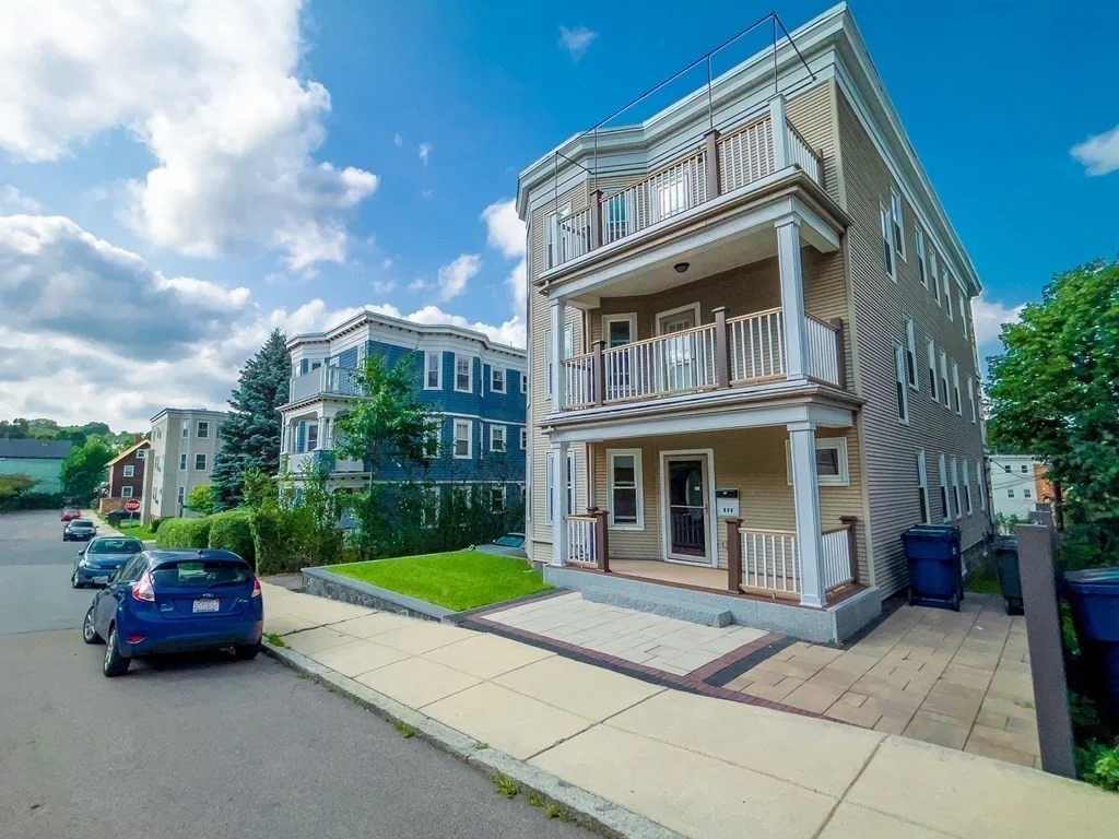 2 bed, 1 bath apartment for rent at 24 Montvale St Unit 1, Roslindale — photo 2 of 24