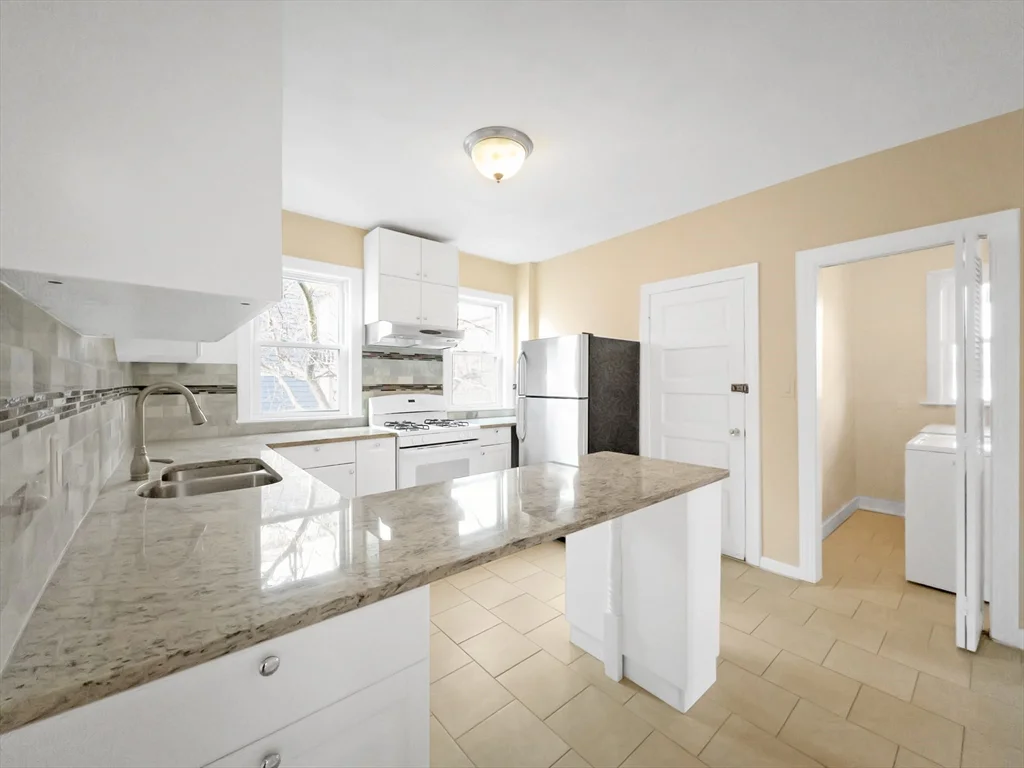2 bed, 1 bath apartment for rent at 24 Montvale St Unit 2, Roslindale — photo 1 of 20
