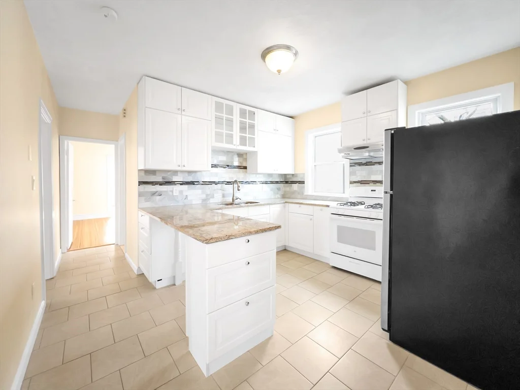 2 bed, 1 bath apartment for rent at 24 Montvale St Unit 2, Roslindale — photo 2 of 20