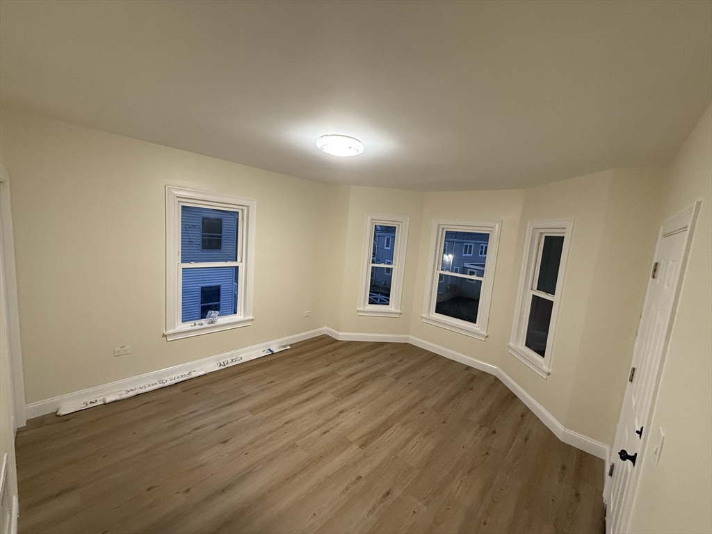 2 bed, 1 bath apartment for rent at 24 Moore St Unit 2, Quincy Point — photo 2 of 7