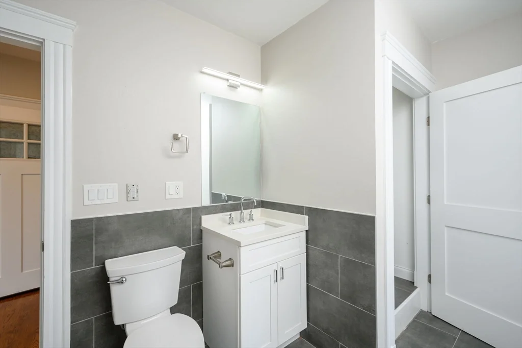 2 bed, 2 bath apartment for rent at 24 Mount Ida Rd Unit 2, Dorchester — photo 17 of 24