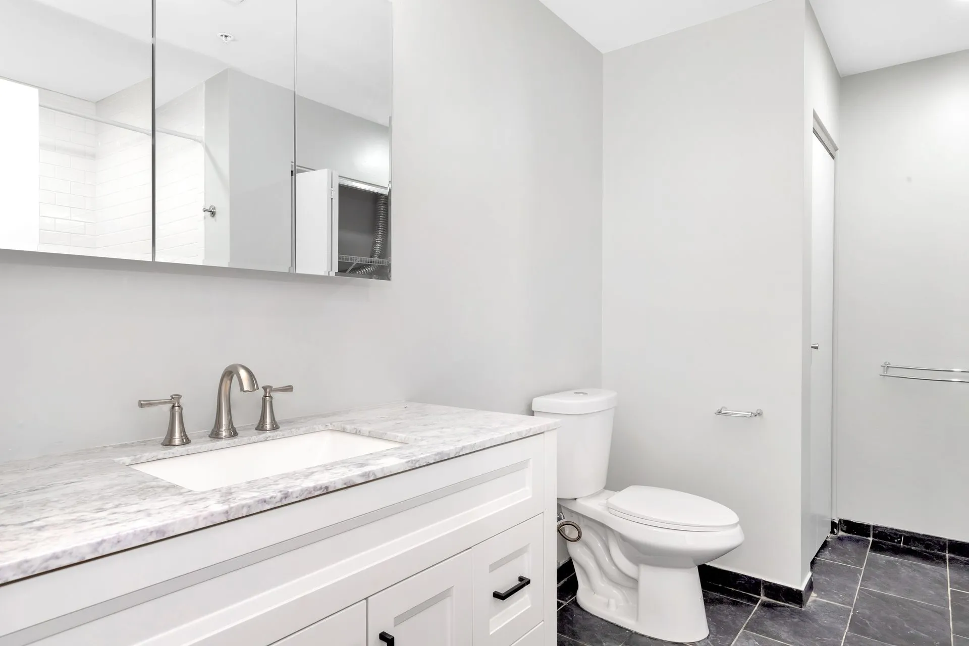 1 bed, 1 bath apartment for rent at 24 Mount Vernon St Unit 302, Lynn — photo 18 of 35
