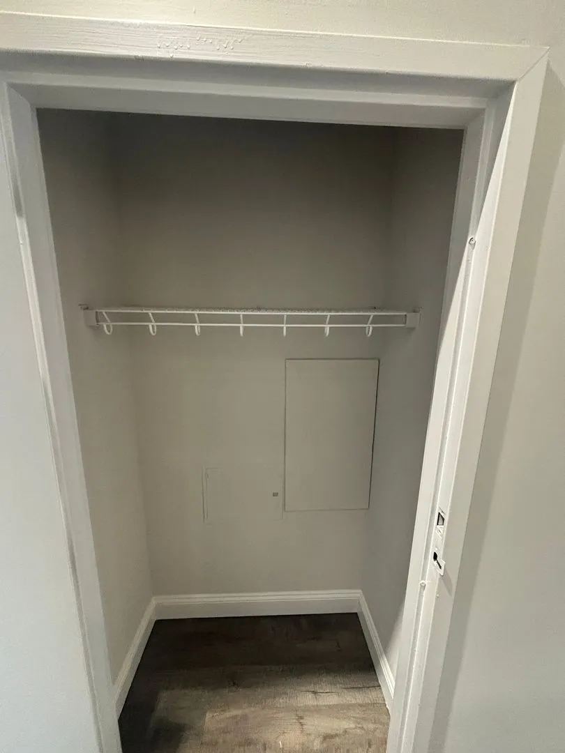 1 bed, 1 bath apartment for rent at 24 Mount Vernon St Unit 302, Lynn — photo 7 of 35