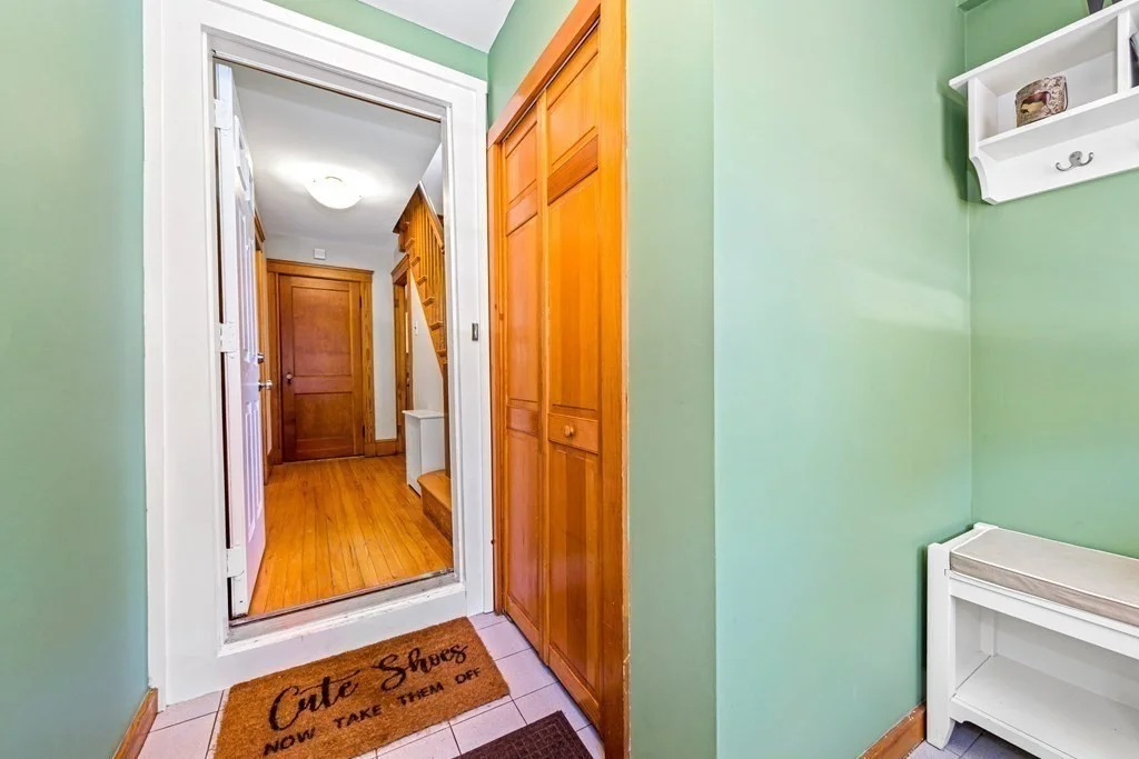 2 bed, 1 bath apartment for rent at 24 Newell St, Neighborhood Nine — photo 19 of 25