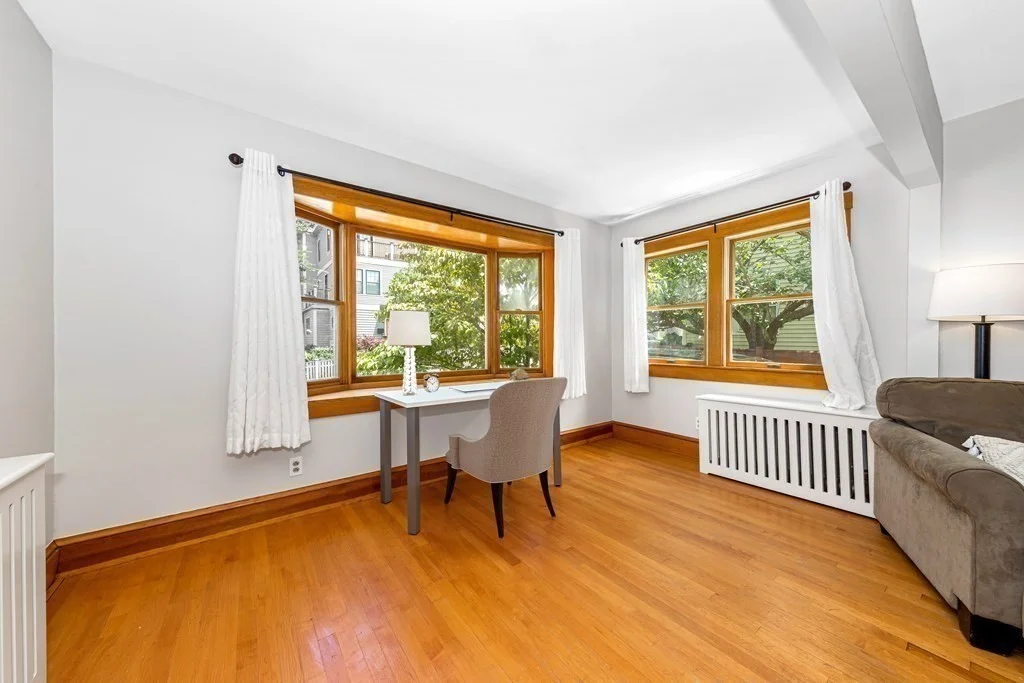 2 bed, 1 bath apartment for rent at 24 Newell St, Neighborhood Nine — photo 5 of 25