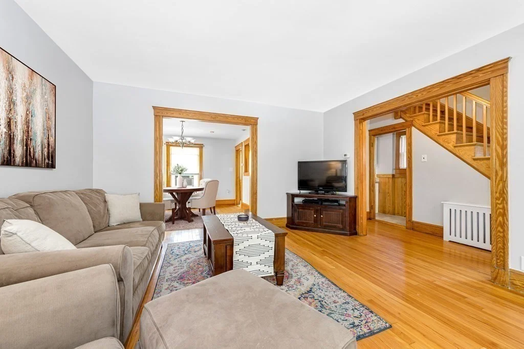 2 bed, 1 bath apartment for rent at 24 Newell St, Neighborhood Nine — photo 3 of 25