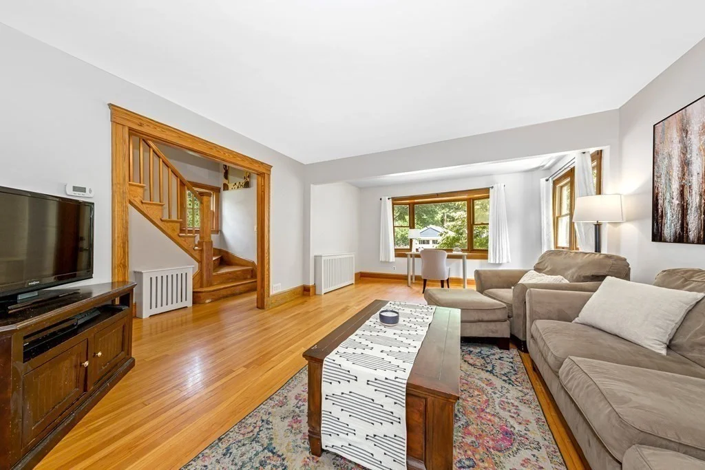 2 bed, 1 bath apartment for rent at 24 Newell St, Neighborhood Nine — photo 4 of 25