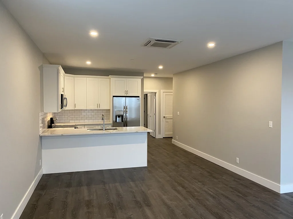 1 bed, 1 bath apartment for rent at 24 Norwood St Unit 2, Dorchester — photo 1 of 22