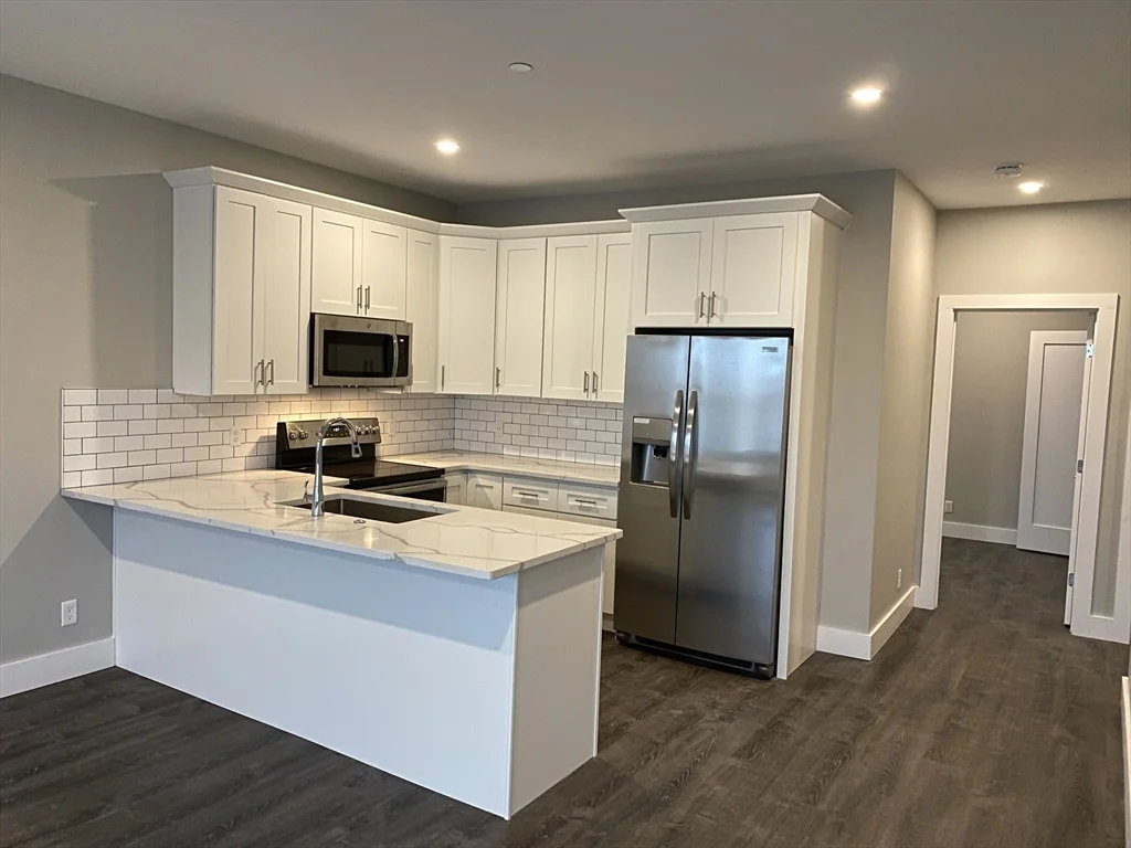 1 bed, 1 bath apartment for rent at 24 Norwood St Unit 2, Dorchester — photo 2 of 22