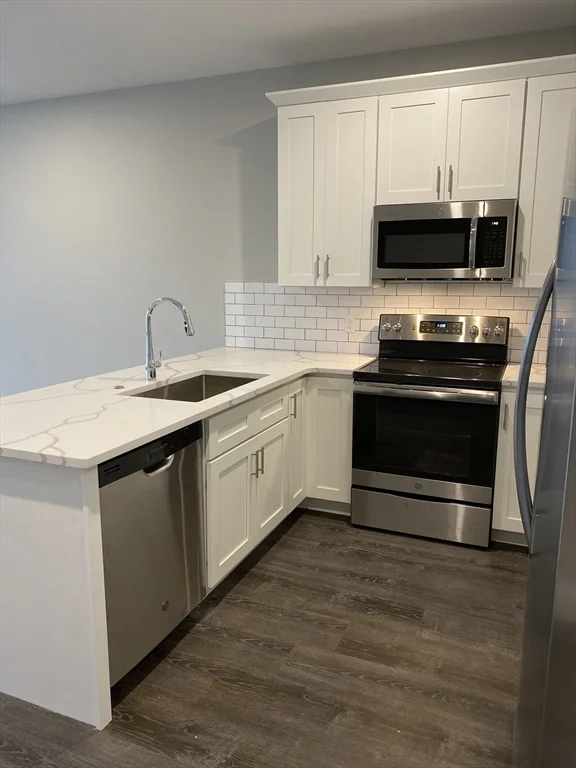 1 bed, 1 bath apartment for rent at 24 Norwood St Unit 2, Dorchester — photo 3 of 22