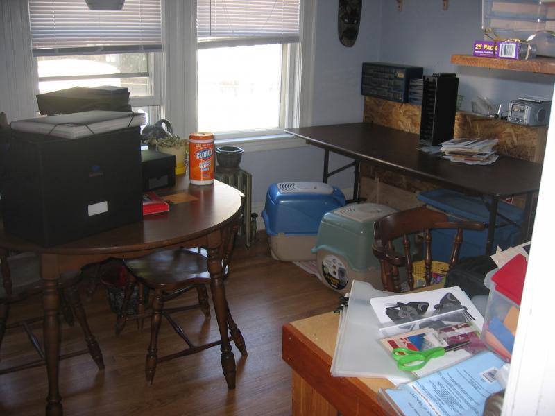 3 bed, 1 bath apartment for rent at 24 Oak Square Ave Unit 2, Oak Square — photo 20 of 36